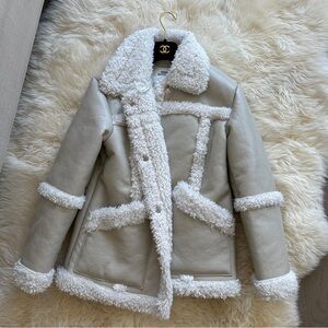 Chic Shearling Leather Jacket